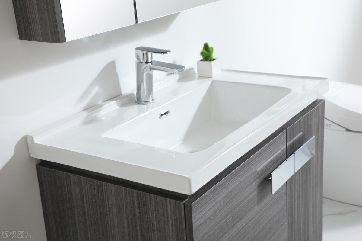 如何选购金牌浴室柜,选购浴室柜物超所值