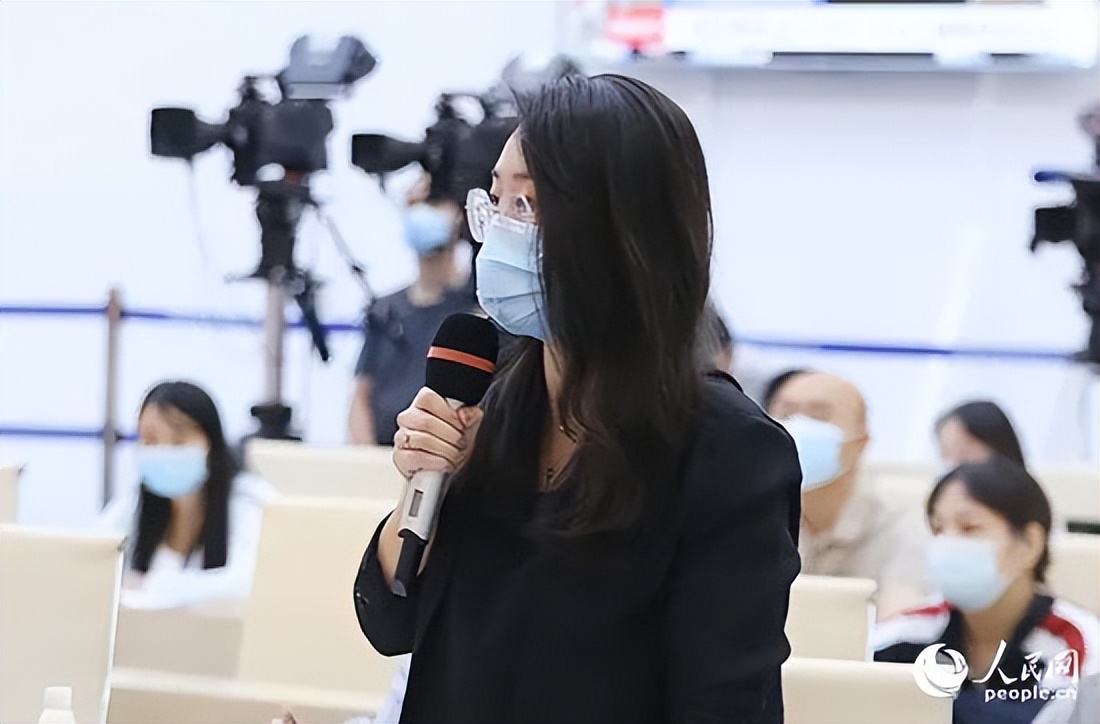 福建公安出入境服务大厅,福州公安出入境推出便捷服务举措