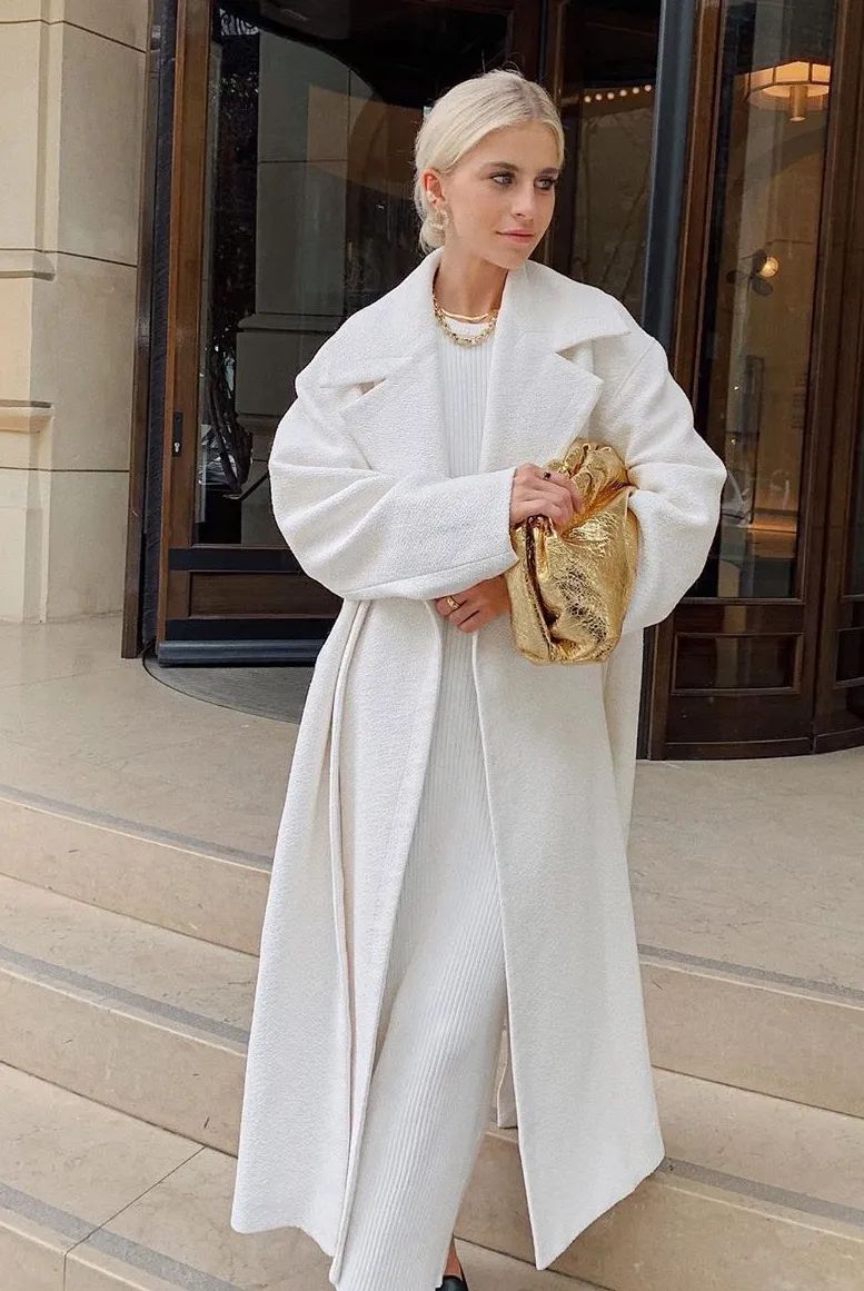 今年双面羊绒大衣流行什么颜色,今年最流行什么颜色的大衣