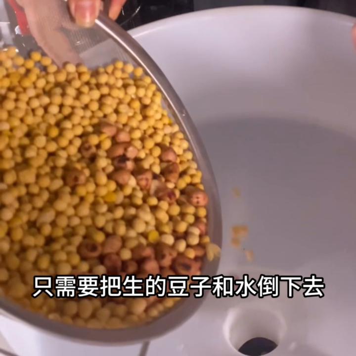 网红肠粉店三件套：庞飞自动豆浆机！石磨！可蒸肠粉蒸包...