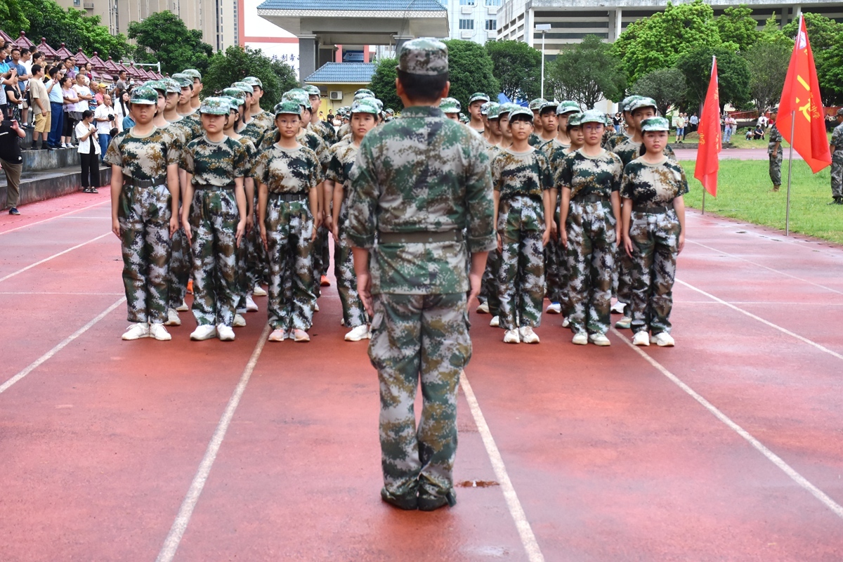 桂林各校军训精彩回顾,广西军训队列操