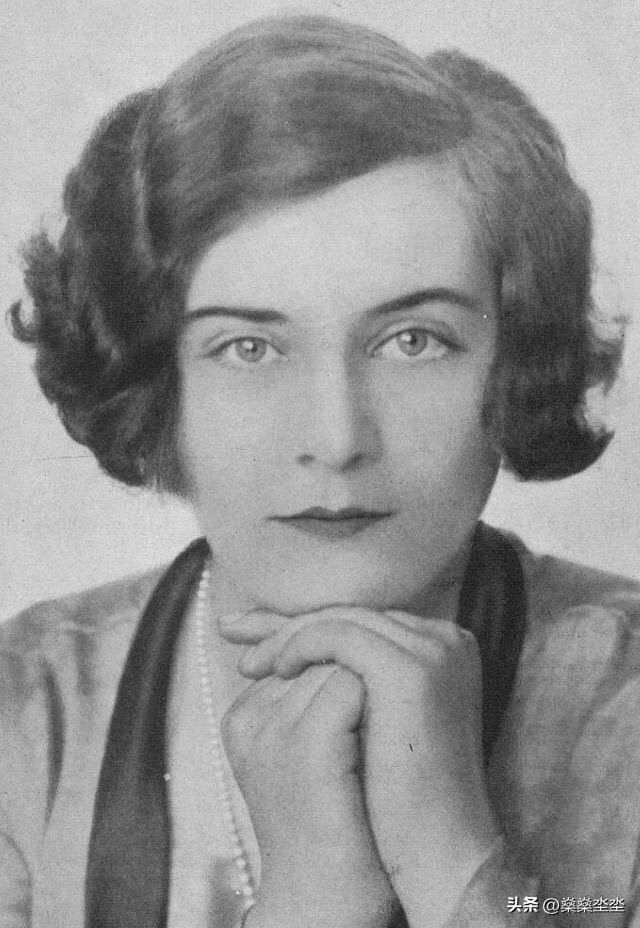 吸血鬼王子爱上一个女人,吸血鬼王子爱上一位人类女孩