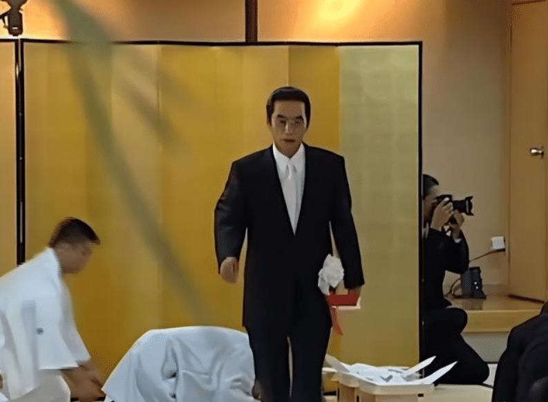 2013年68岁日本黑老大不满下身尺寸,手术后刺杀女护士,结局如何