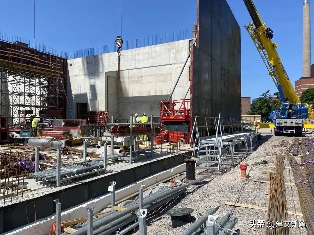 鑺叞璧皵杈涘熀鑸炶箞,鑺叞璧皵杈涘熀鏂囧寲寤虹瓚