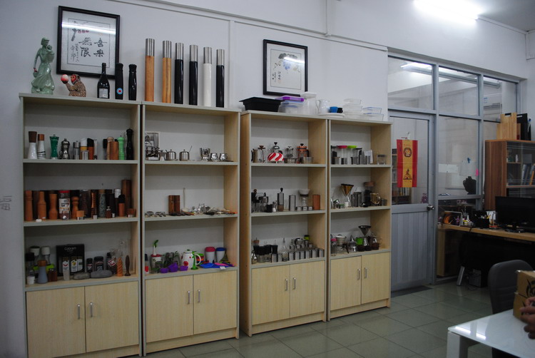 东莞TPE材料生产厂家,东莞tpu制品生产