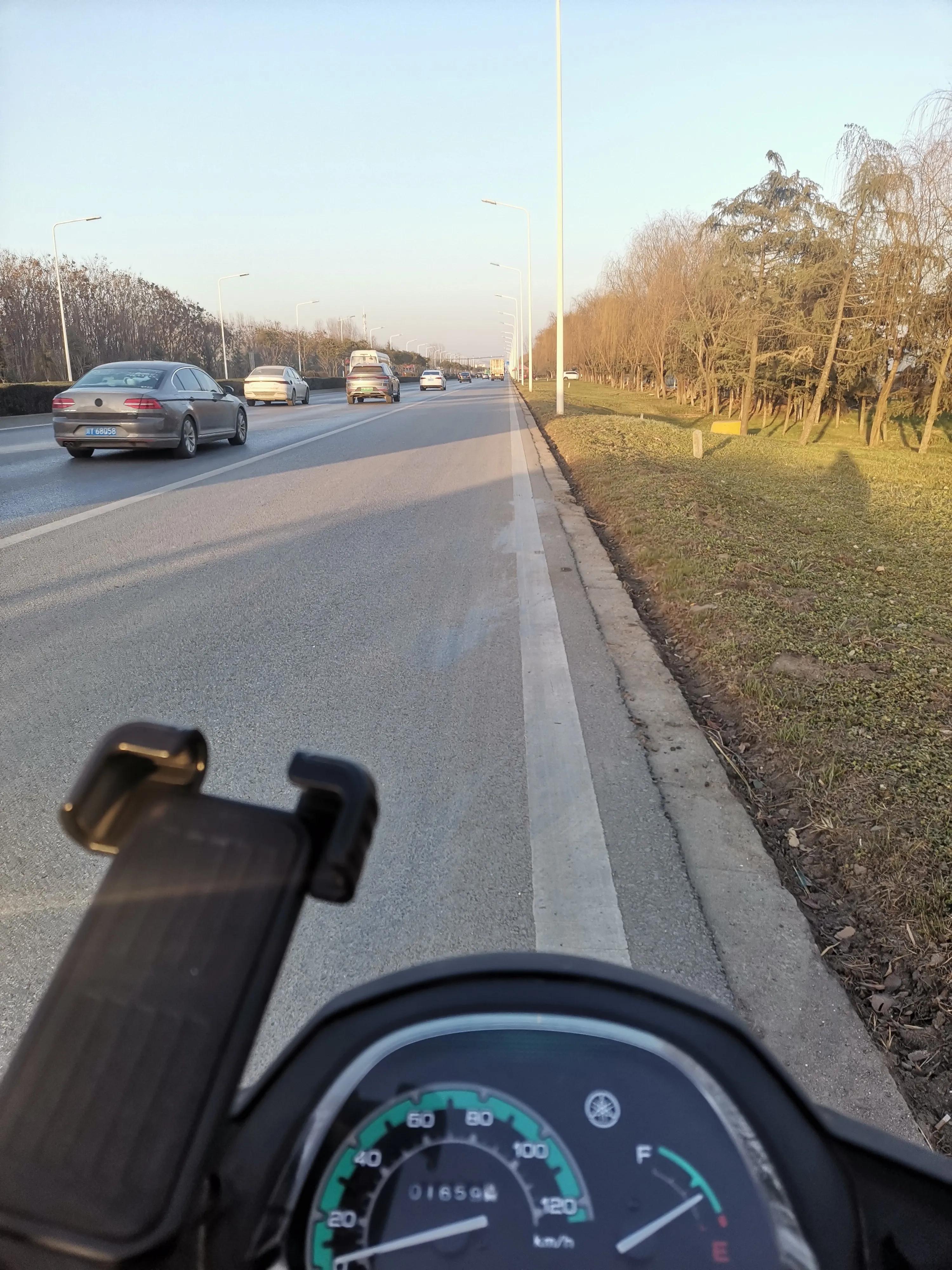 兼职送外卖高峰期为什么不派单,兼职送外卖每天能派多少单