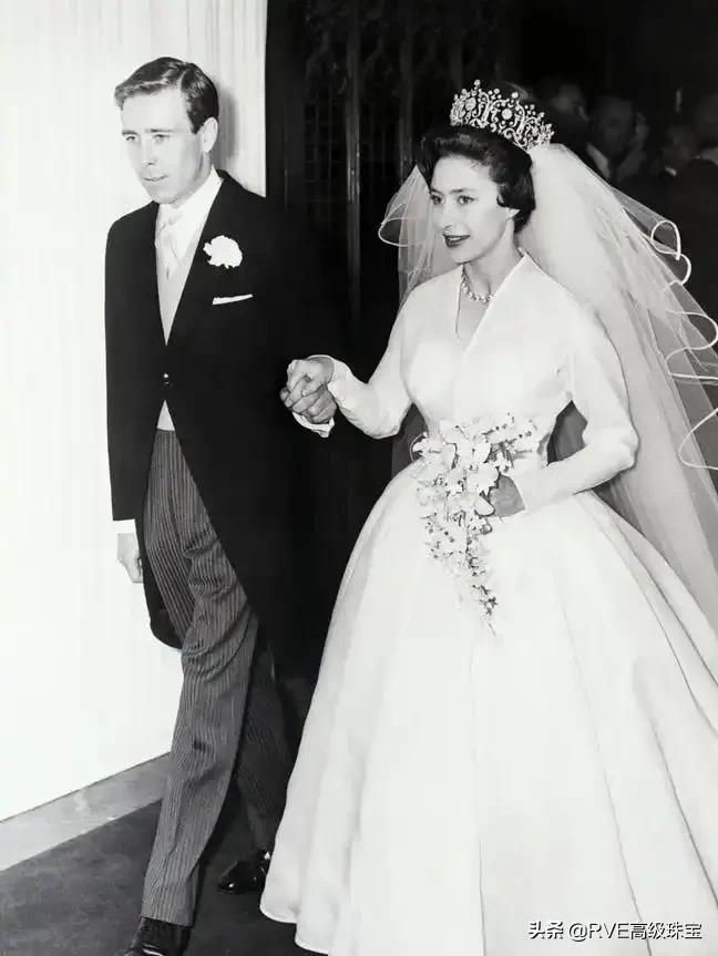 英国女王收藏黄金,玛格丽特公主珠宝