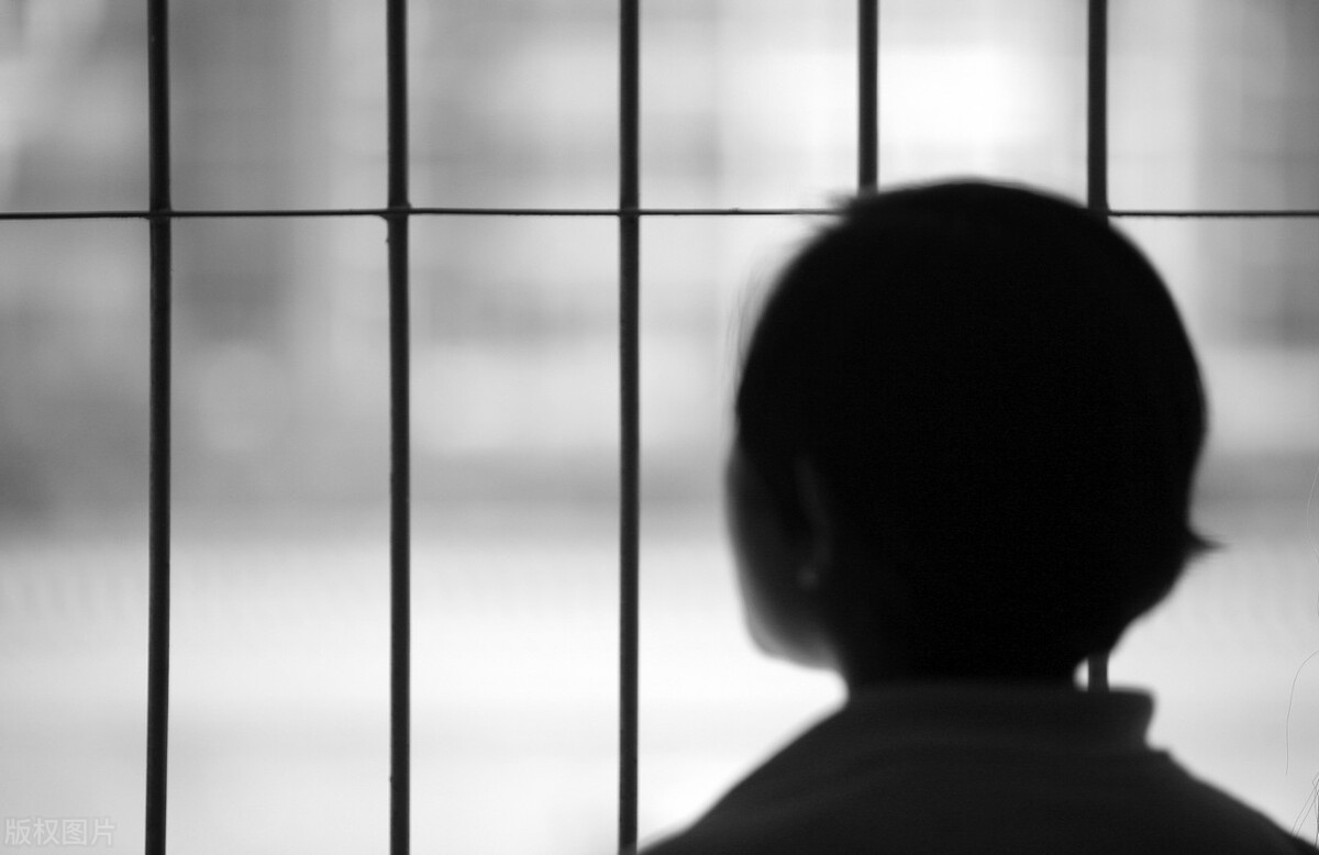 难以言说的秘密：我是福利院长大的“双性人”