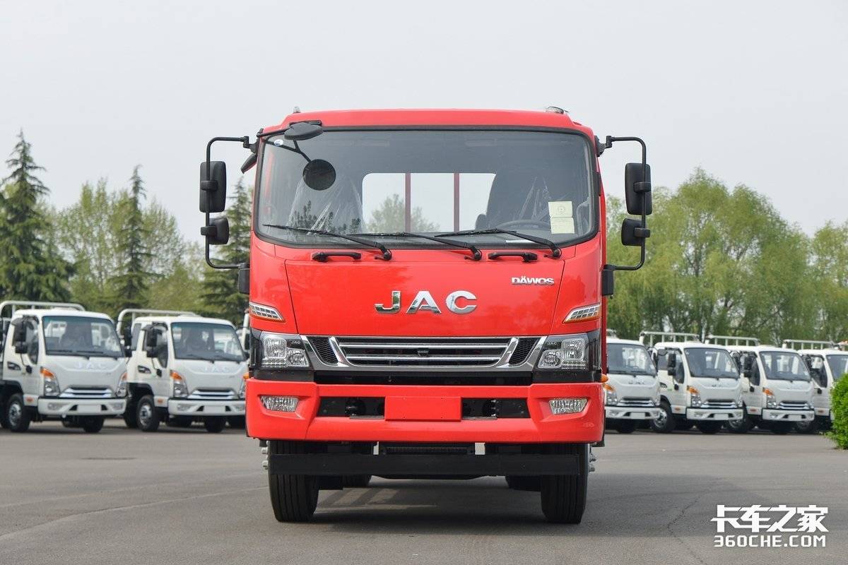 江淮德沃斯大钢炮五米四厢式货车,江淮德沃斯大钢炮2023款5.2米