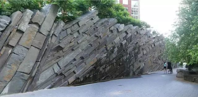 大山里捡回来的石头,大山里的石头块