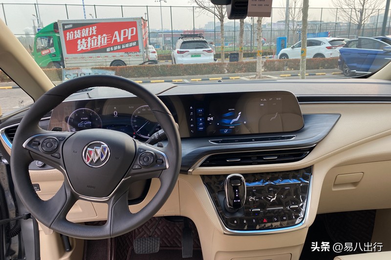 别克GL8商务租车|别克GL8是公私兼备的王道，商务用车的优选