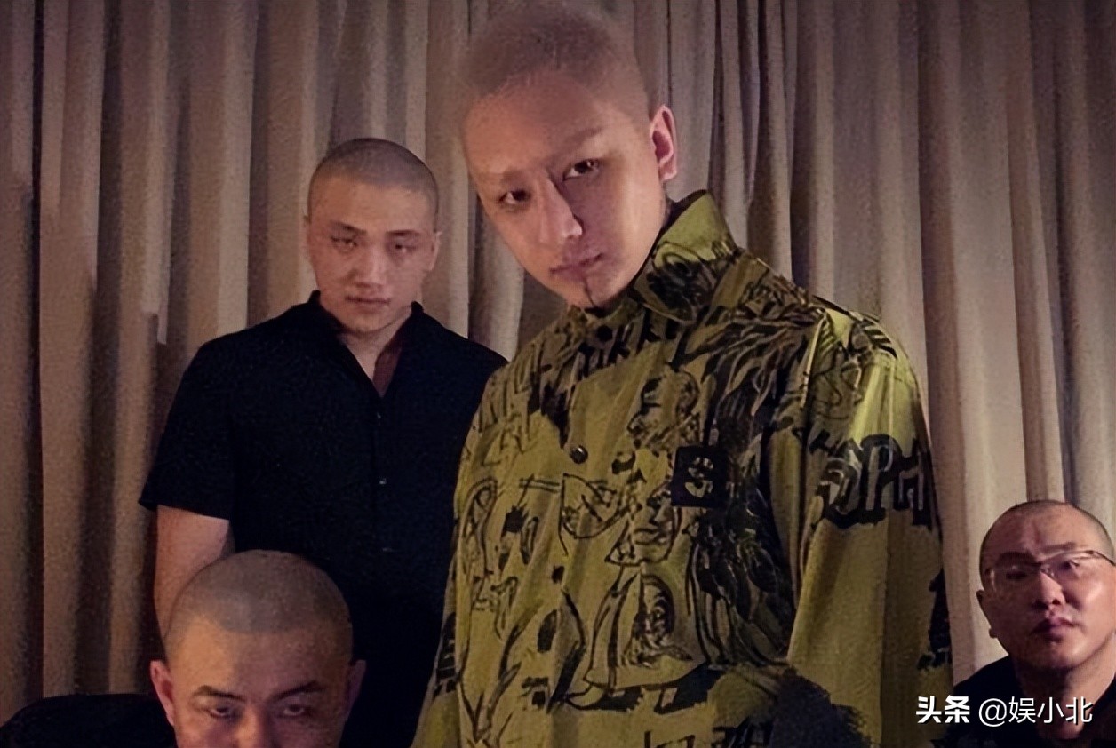 江湖气被追捧，小混混被推崇，网红“毒瘤”还是“反噬”了年轻人