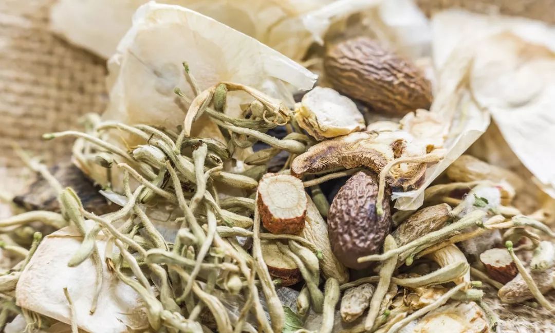 肾结石疼痛最有效的止痛方法,肾结石疼痛吃什么药暂时止