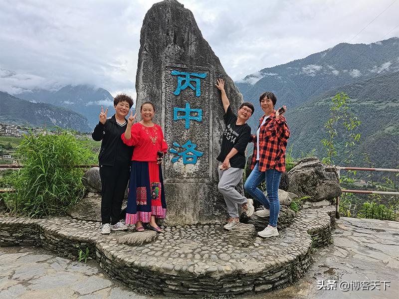 为什么现在女人都一个人旅行,她们为什么都喜欢去西藏旅游