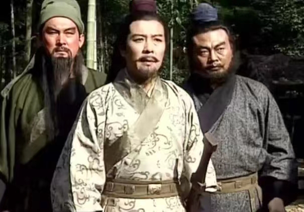 三国经典名场面桃园三结义,三国桃园三结义再聚首