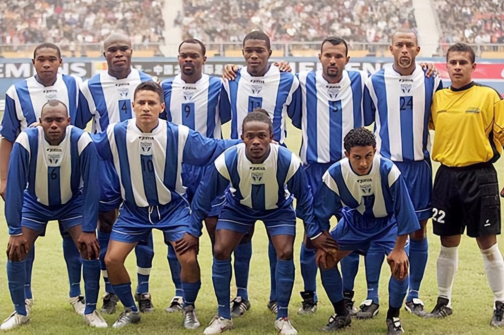 国足大胜长春亚泰,亚泰热身赛引援