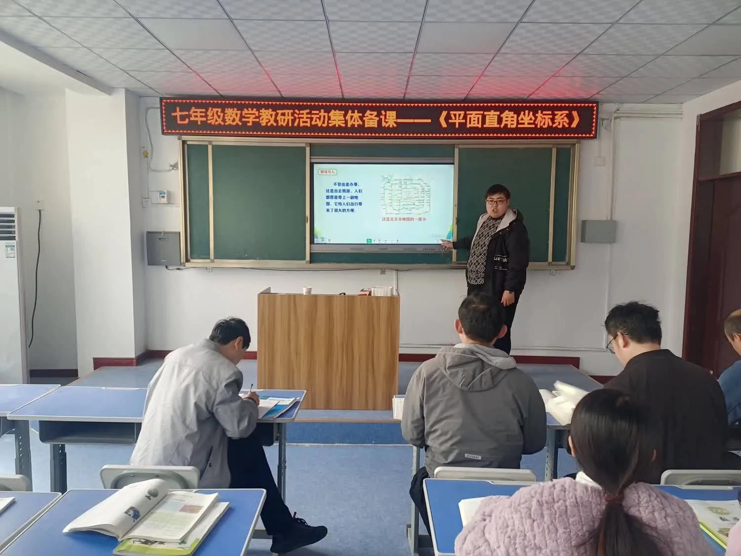 浠庢湰璐ㄤ笂鍋氬埌涓轰汉甯堣〃鏁欑爺鎬荤粨,鍑濆績閾稿笀榄傛暀鐮旇偛鏂颁汉