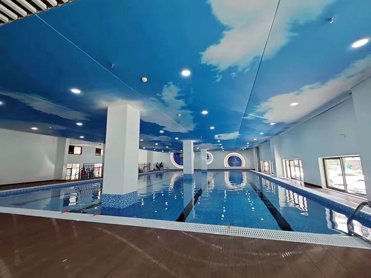 泰诺游泳健身俱乐部泳衣,中海泰诺游泳健身店