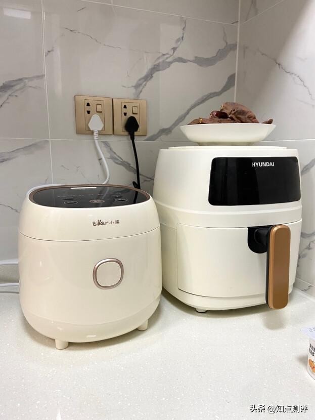 小熊和苏泊尔的电饭煲哪个好,小熊电饭煲跟苏泊尔电饭煲哪个好