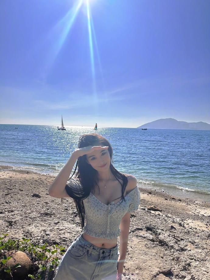 张馨予和何捷真的幸福吗,张馨予老公何捷的收入