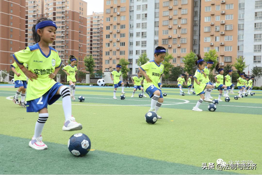 幼儿园亲子足球游戏,濮阳市实验幼儿园亲子嘉年华