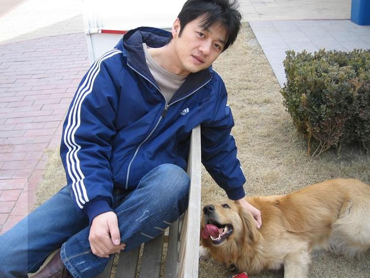 装穷？李亚鹏自曝直播赚5200w，娇妻一顿早饭500元，上演苦情戏码