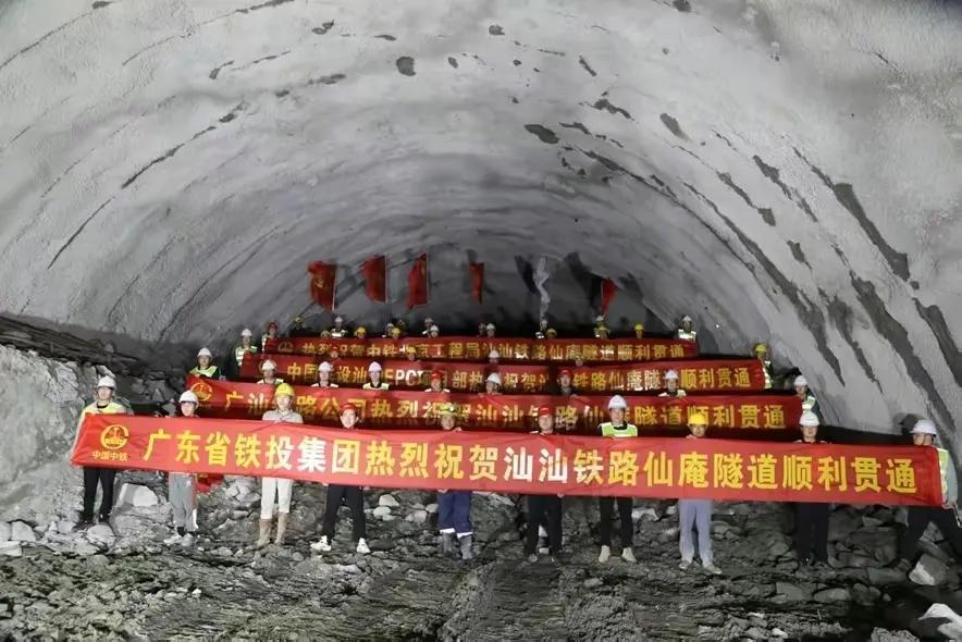 广汕汕高铁何时进汕头站,广汕高铁开通后可以通到汕头吗