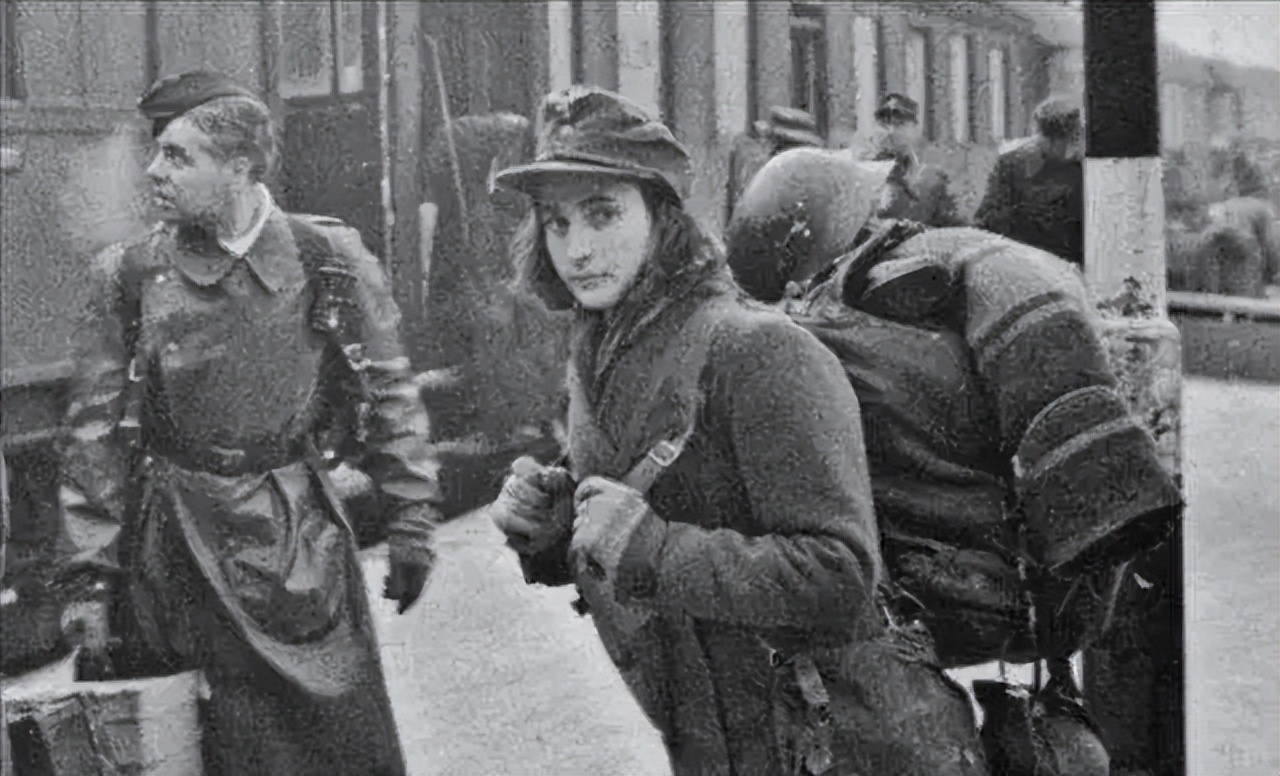 二战德国俘虏苏联战俘,德军战俘营苏联战俘与美军战俘