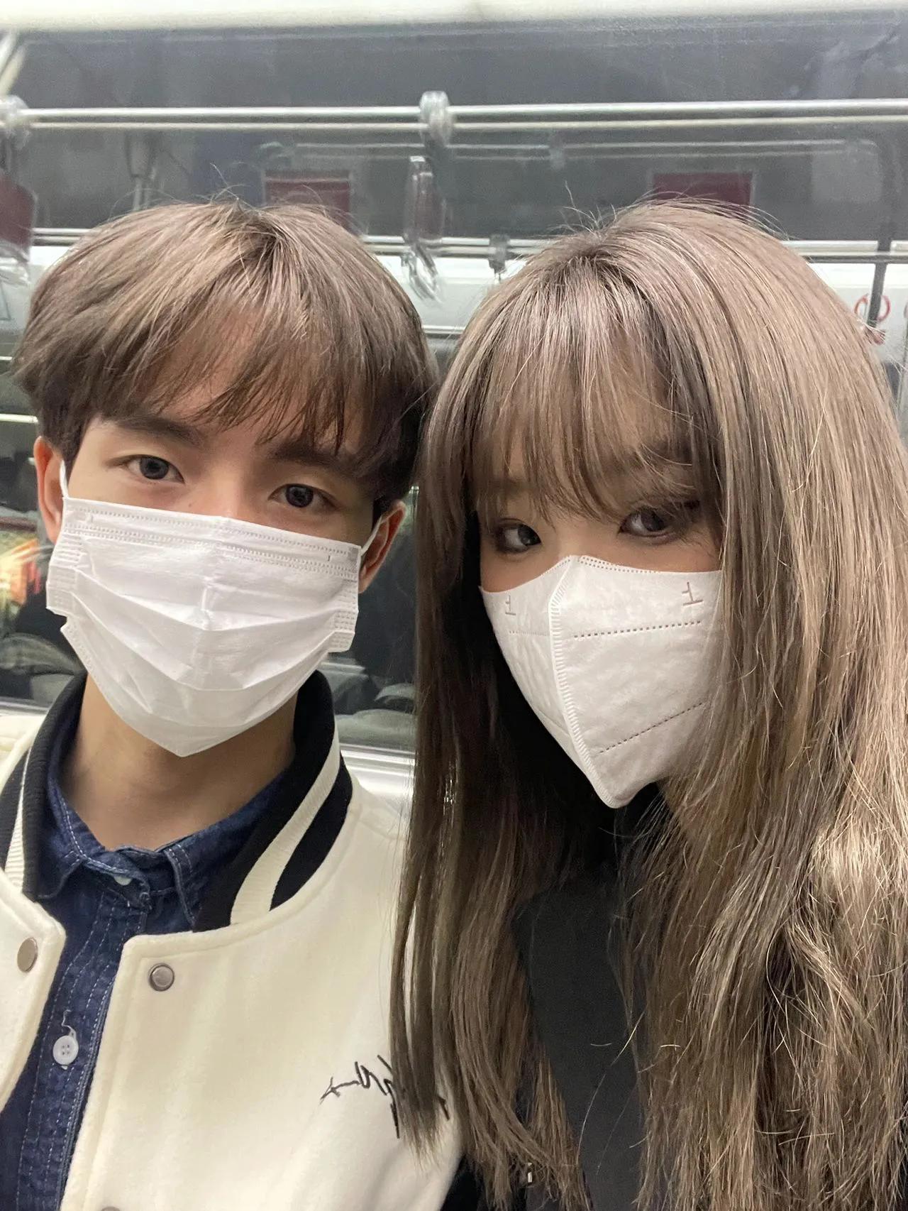 焦糖棕色超显白的一款发色,高级感显白发色推荐亚麻棕青色