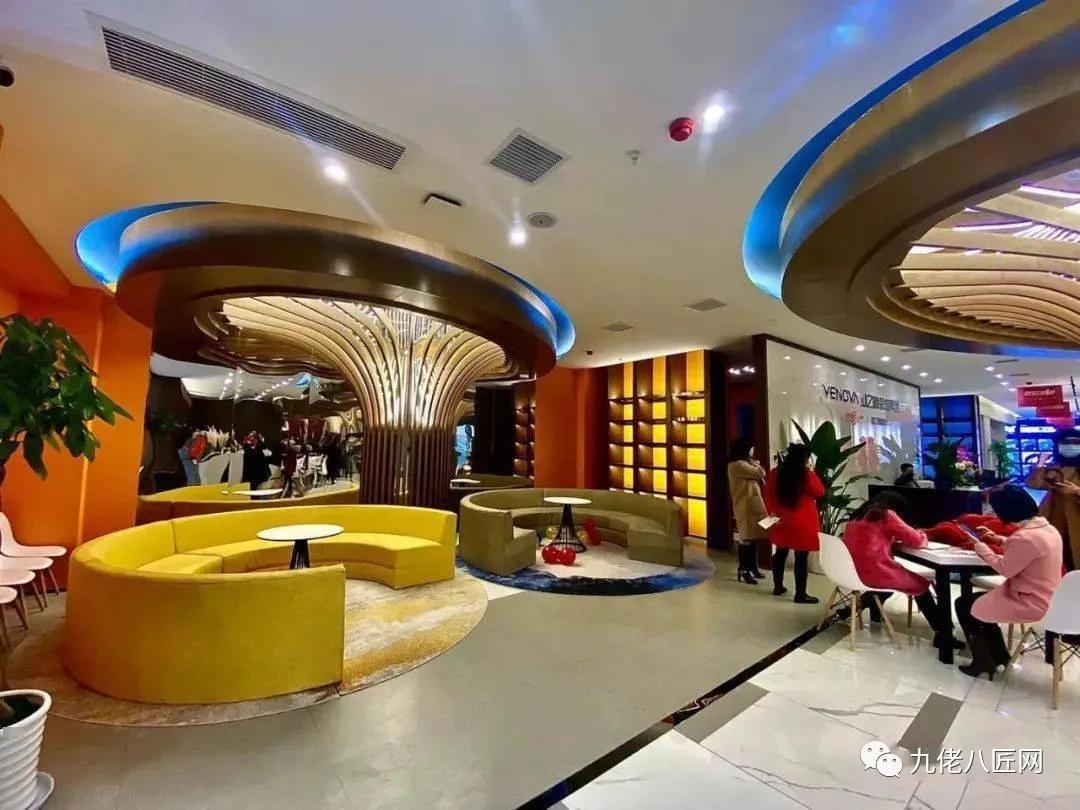 为什么要开上千平米的店,从3万到48万门店爆单背后的秘密