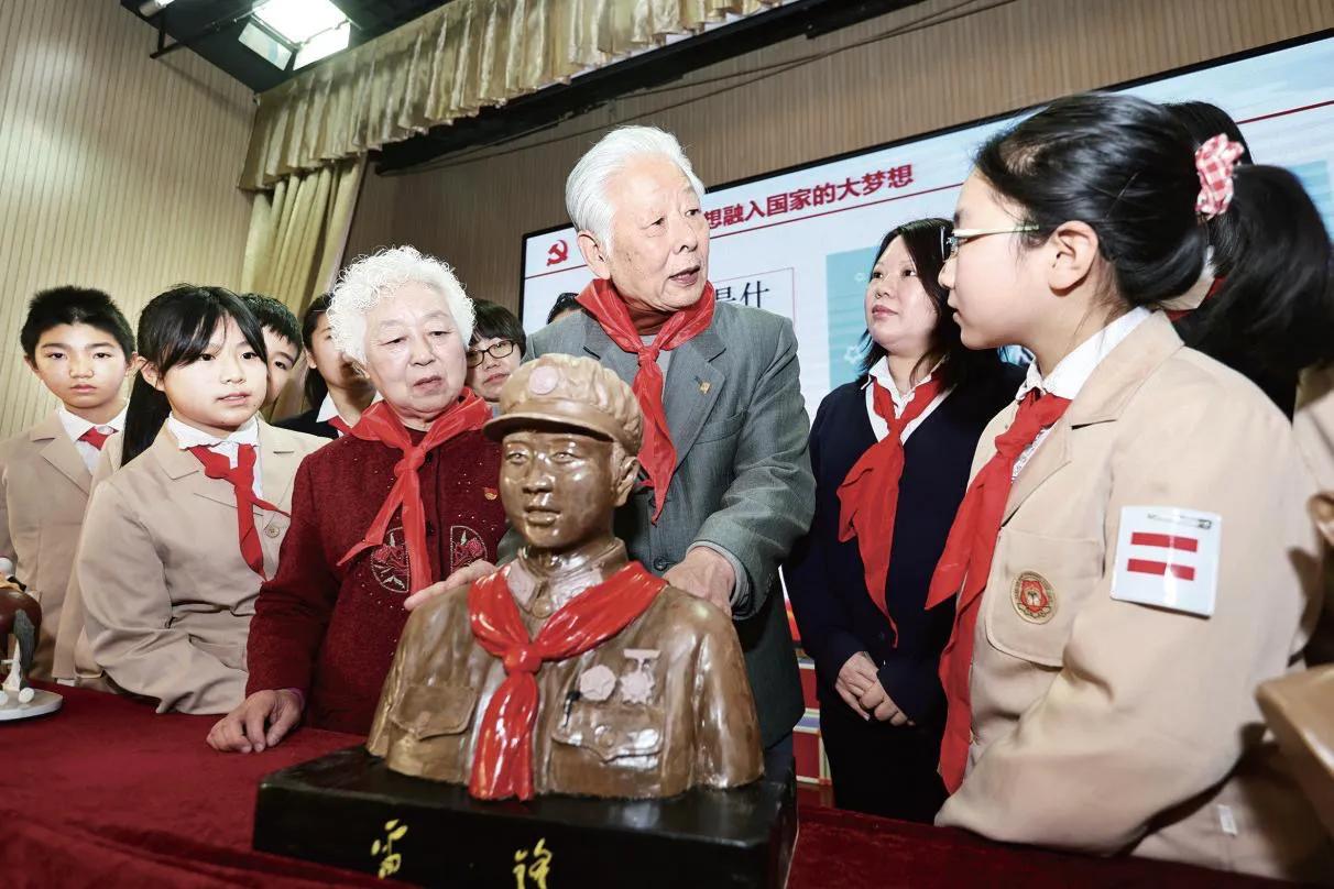 听爷爷奶奶讲红色故事动画,听爷爷奶奶讲红色故事