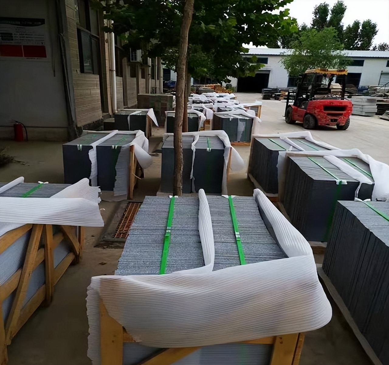 石材有哪些作用,建筑用石材是天然的吗