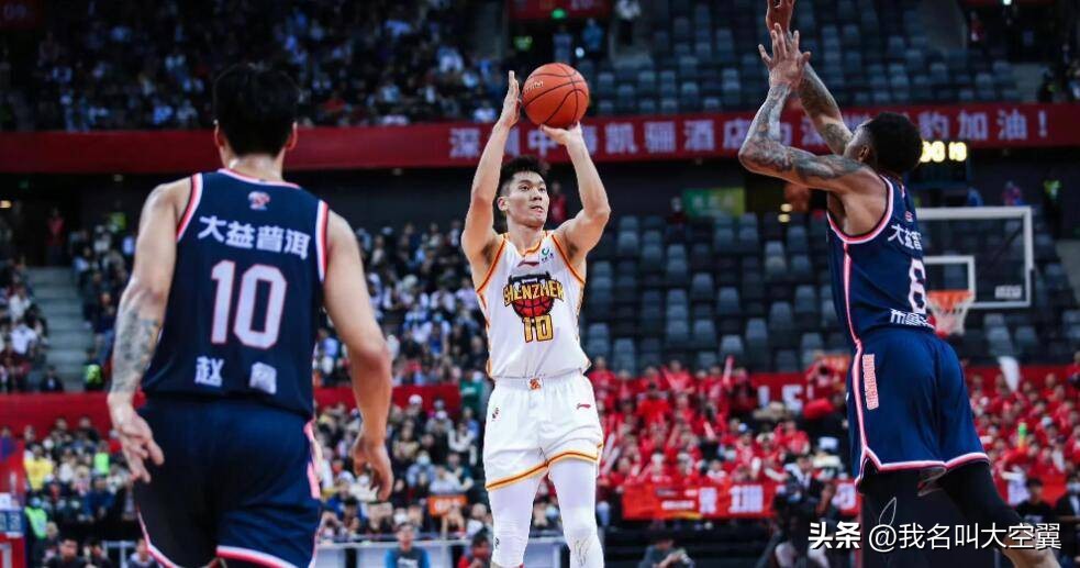 深圳男篮惊天大逆转闯进4强,深圳男篮逆转赢下辽宁