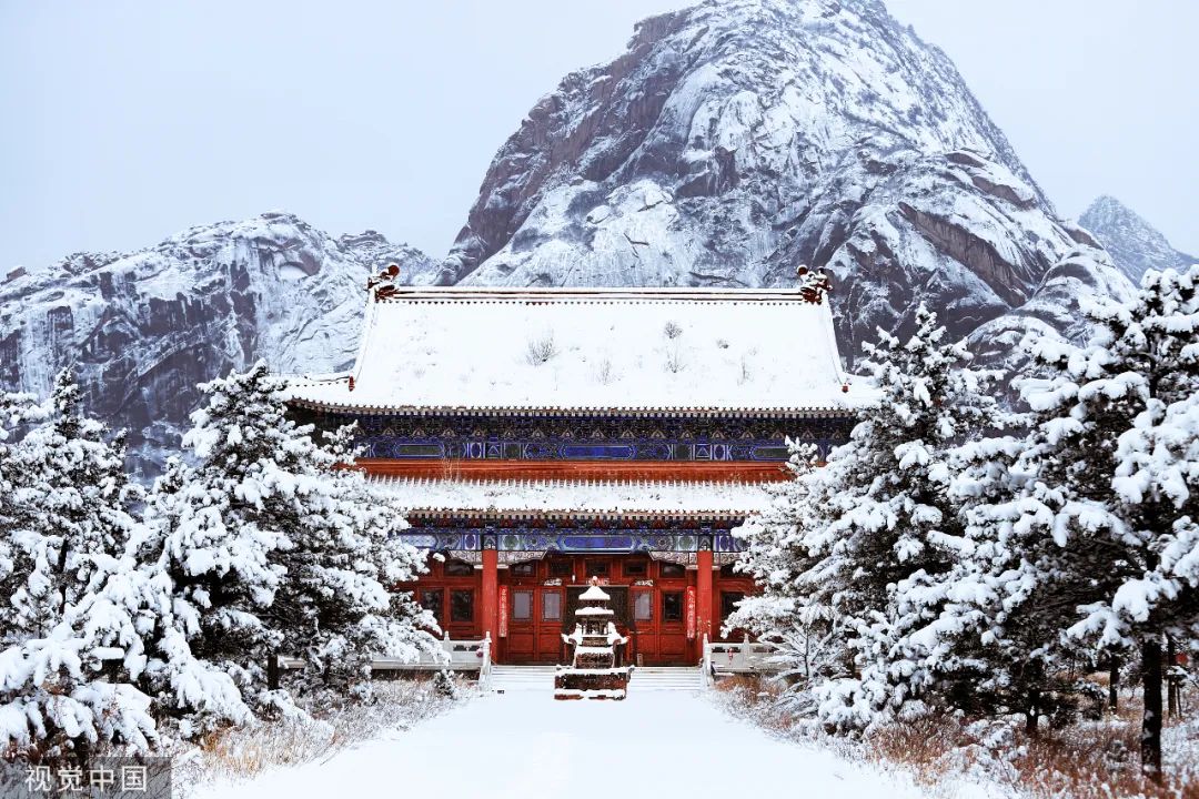 下雪的绝美诗句,最美下雪的诗词