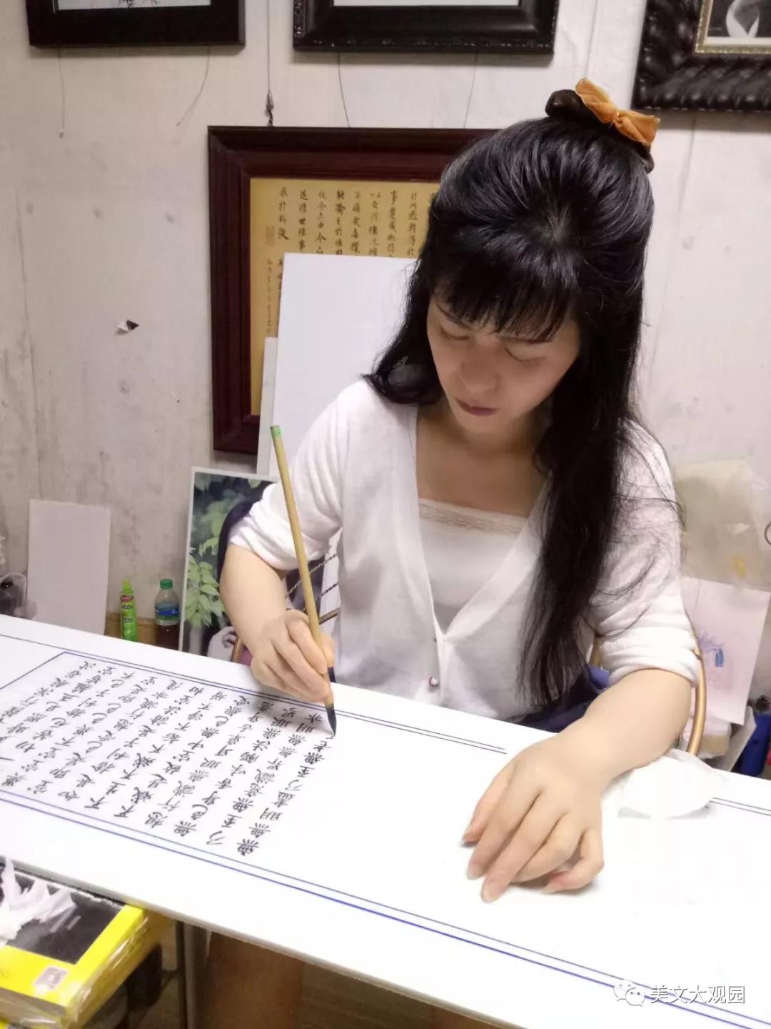 美文美声｜慧子的瓷像店