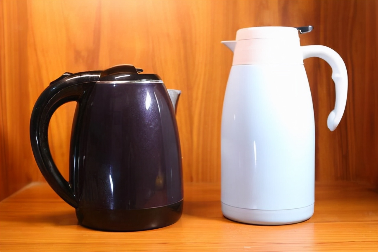 经常用电水壶烧开水喝好吗,长期喝饮水机不烧开的水好不好