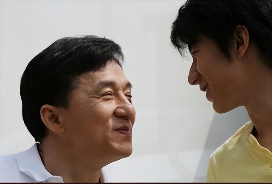 “异类”星二代，顶着父母光环却不务正业，违法被捕、同性结婚