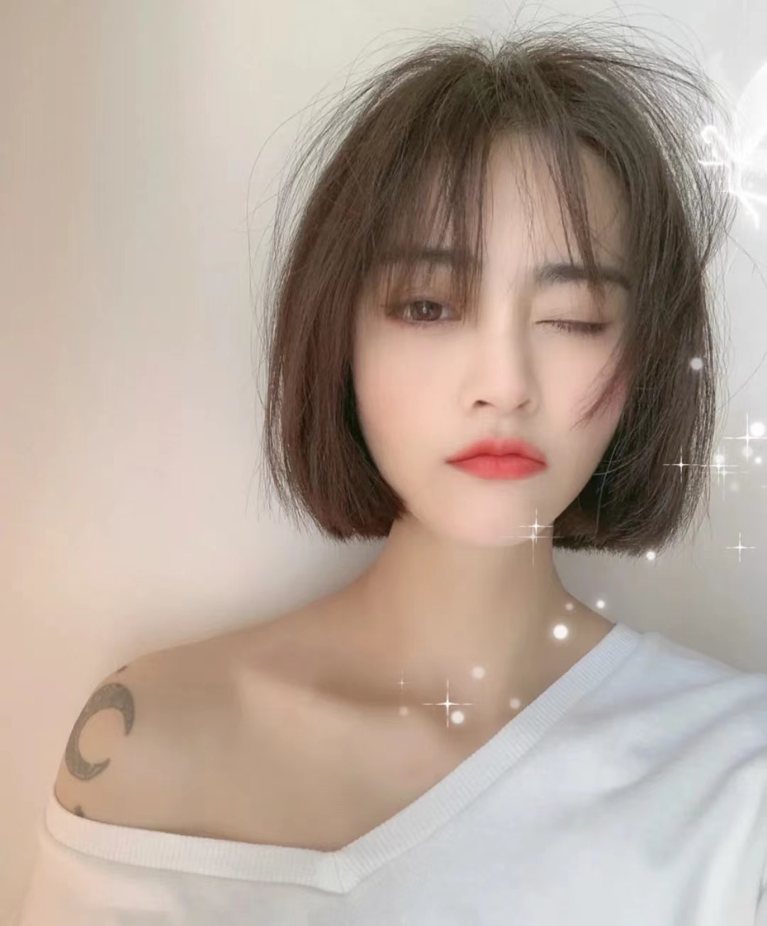 长发不显老发型,流行短发发型2020女短发减龄小脸