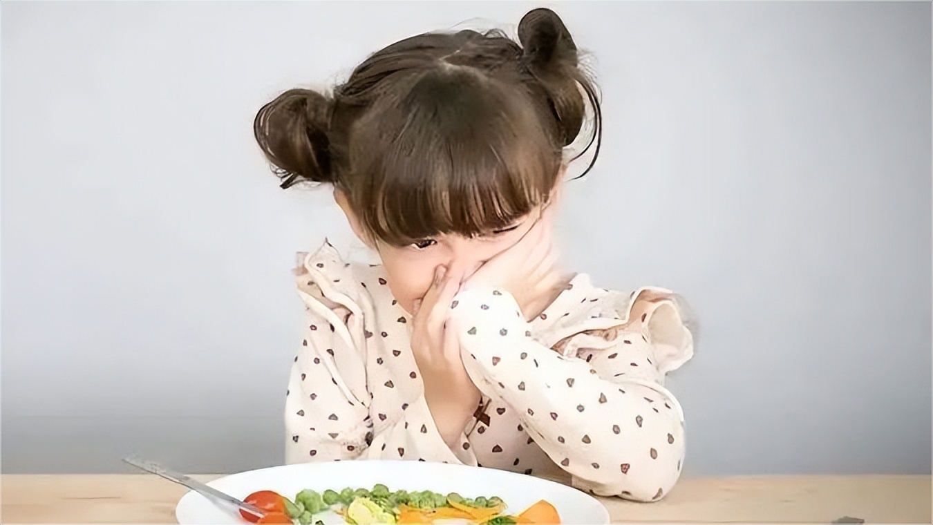 小孩子得了肾炎的症状,孩子肾炎的三大早期症状