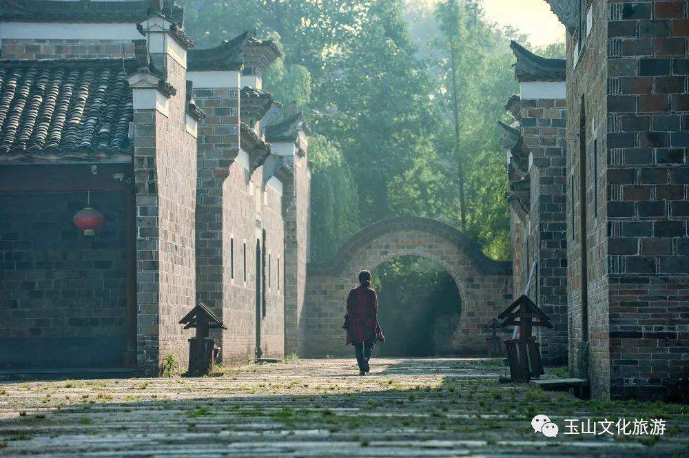 全球学子嘉游赣|中国博士县、世界台球城，一文带您游遍玉山县