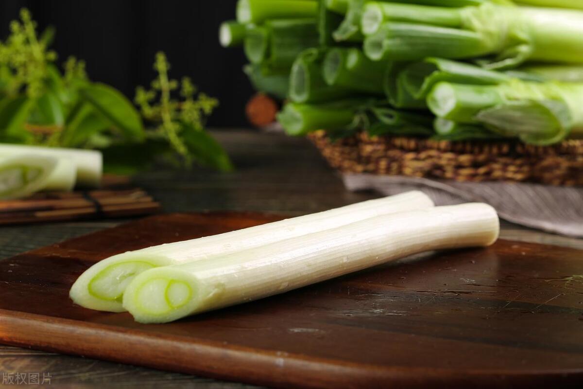 山东特产百年酥锅,济南特产王莉酥锅把子肉咋样