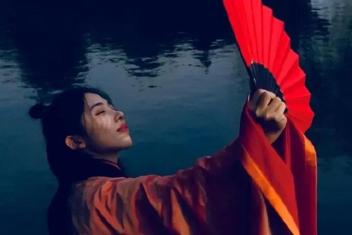 汉服小仙女的句子,汉服小仙女儿童版