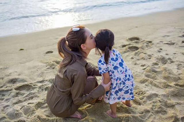 昆凌和侯佩岑最新消息,昆凌一句话曝光周杰伦侯佩岑关系