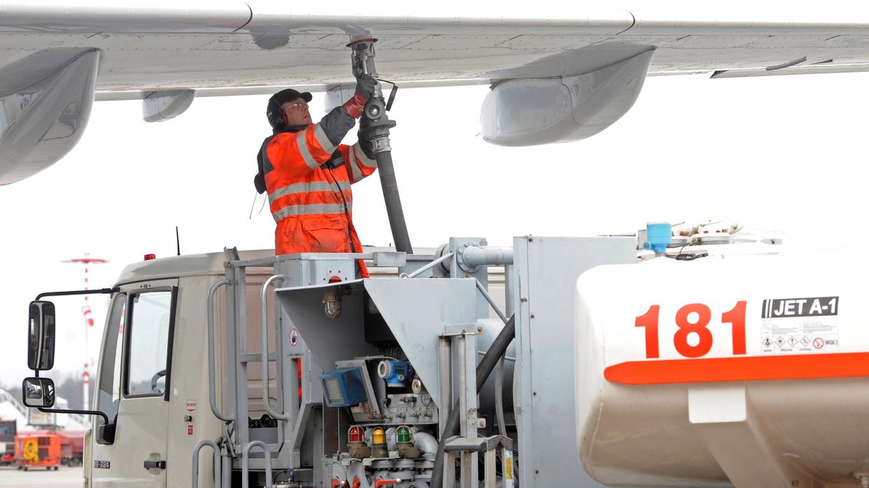 军用战斗机燃料是什么,目前主流的战斗机使用的燃料