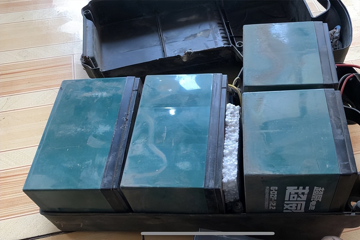 电动车更换蓄电池流程,电瓶车蓄电池更换注意事项