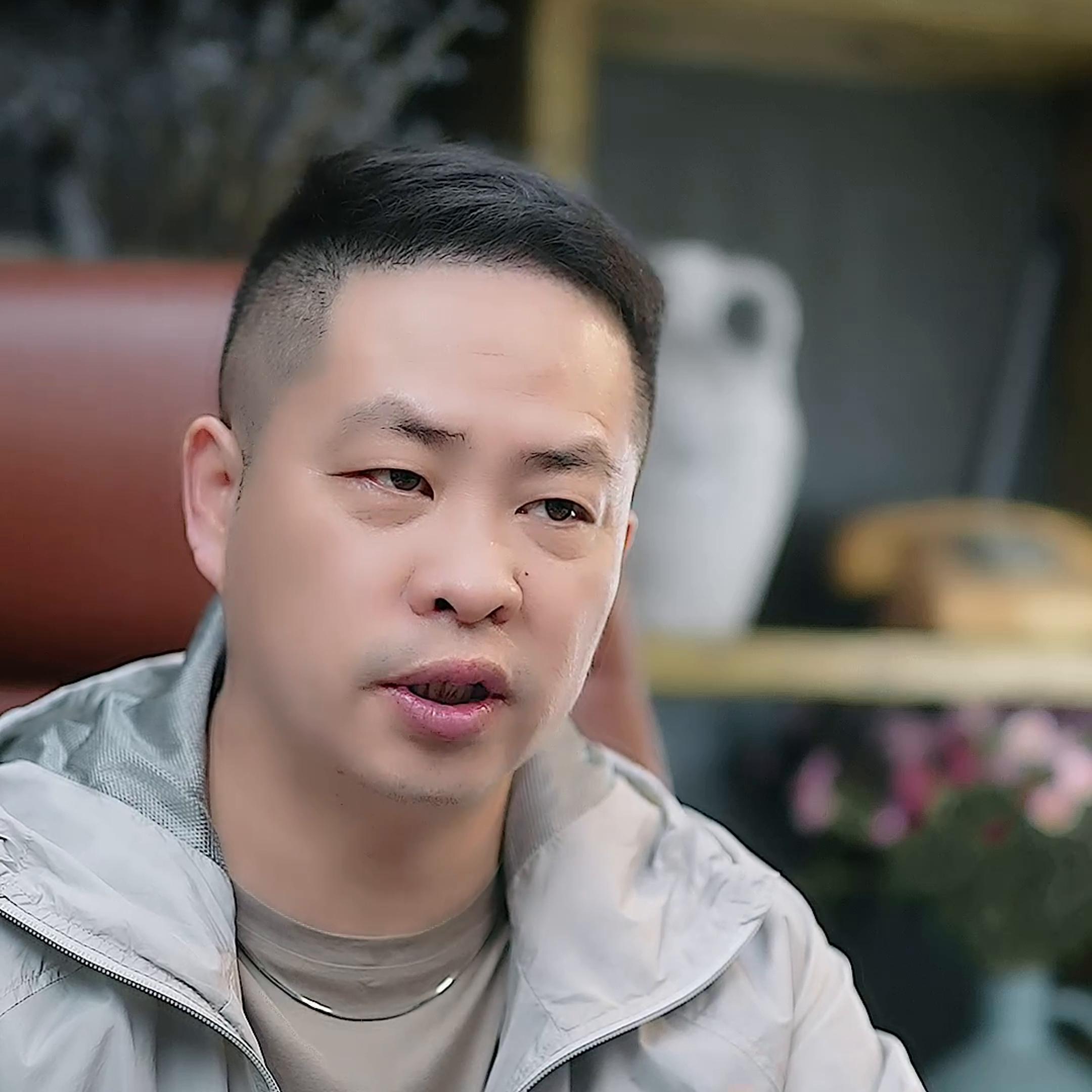 11岁男孩如何培养,男孩子怎么跟父母分床睡