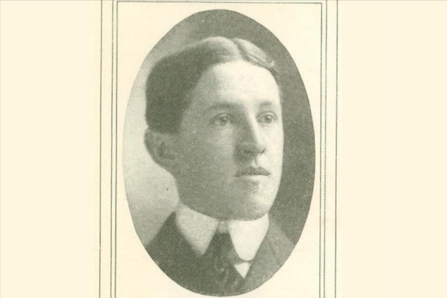 男子喝了1400瓶辐射水,男子喝核辐射水后下巴糜烂