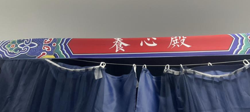 “神秘大学宿舍惊人内幕，谁敢一探究竟？”