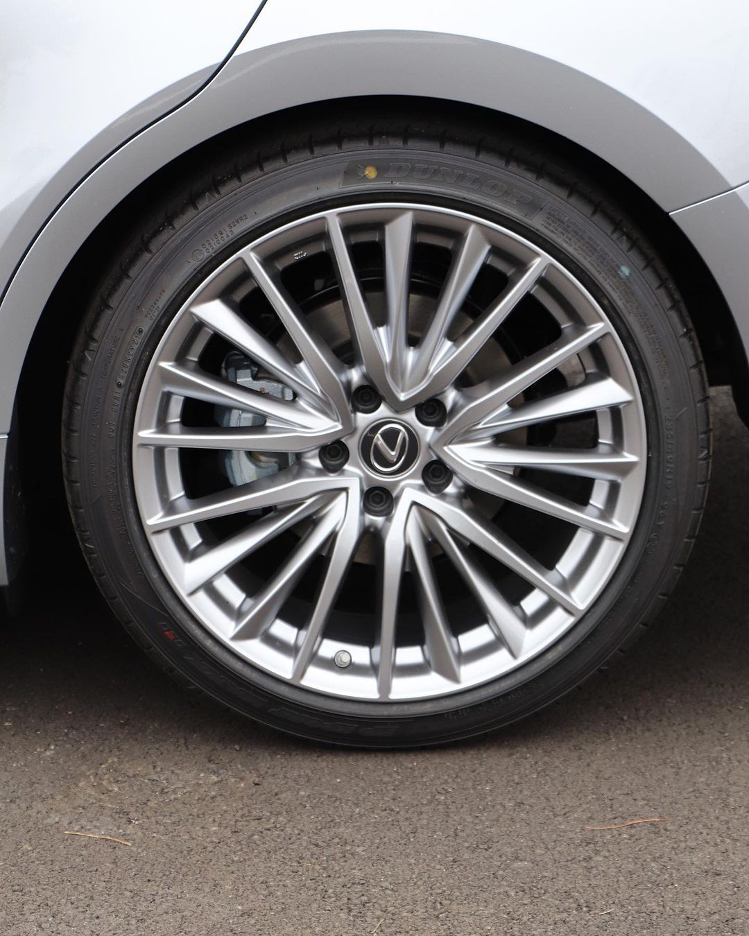 雷克萨斯is2022款,雷克萨斯isf