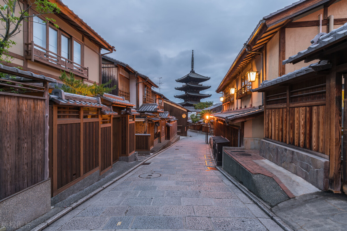 世界各国年假对比，看完你还觉得自己幸福的吗?